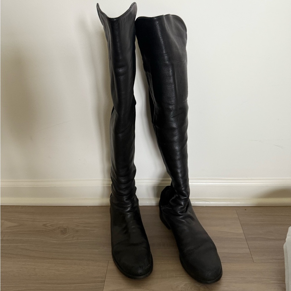 Stuart Weitzman 5050 Boots - Used